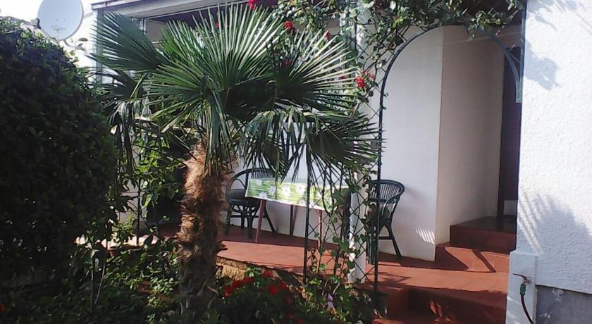 Apartman Nena Apartment Klenovica Bilik gambar