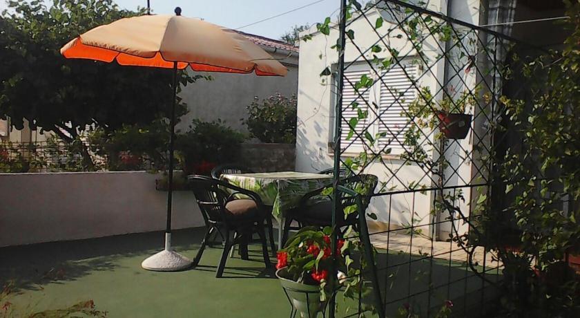 Apartman Nena Apartment Klenovica Bilik gambar